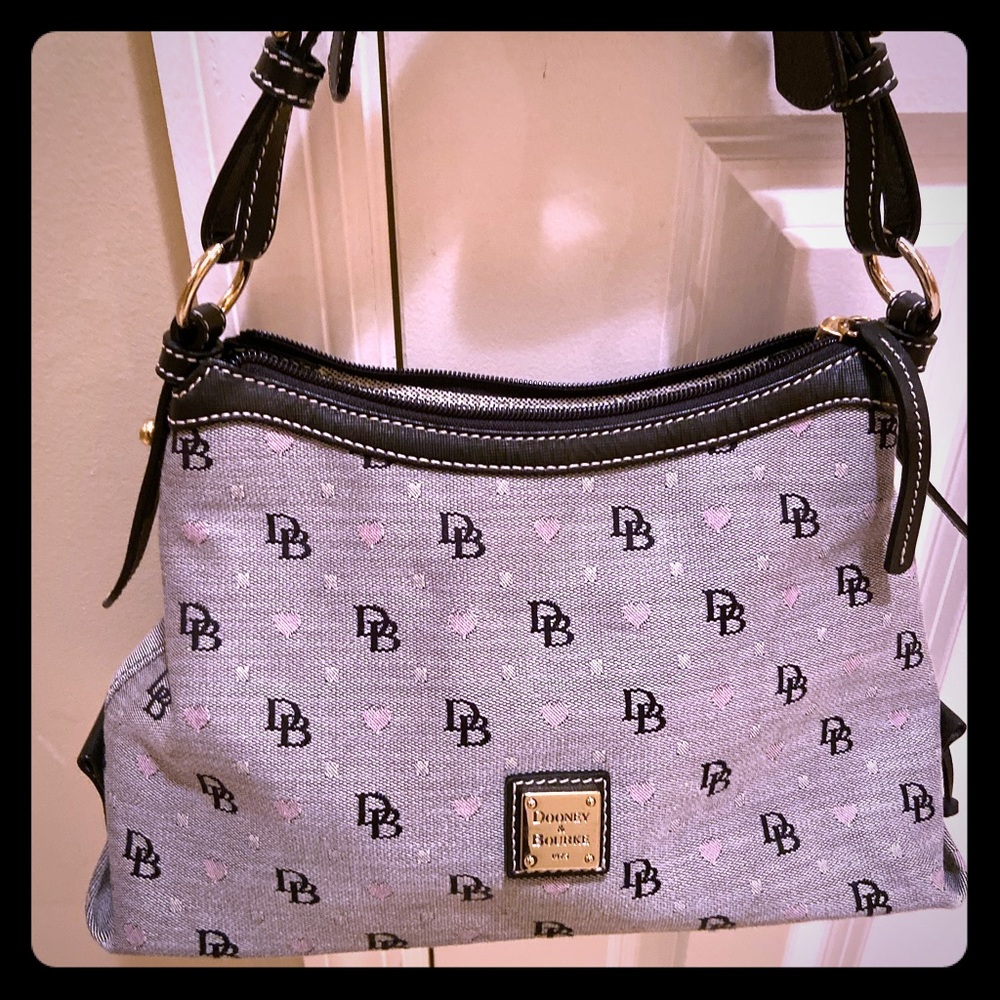 Brand new Dooney and Bourke purse